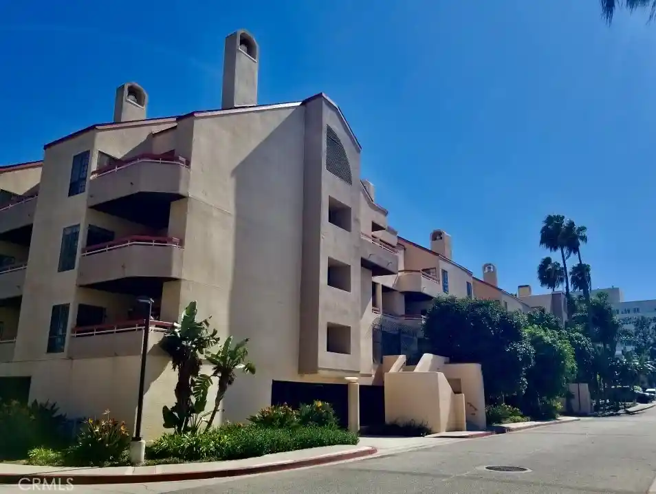 Condo for sale at 941 W Carson #202, Torrance, CA 90502 | MLS# PW26218486