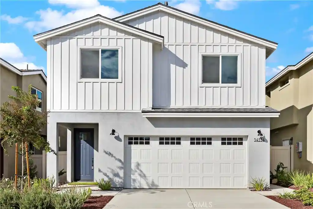 Photo 1 of Single family home for sale at 34534 Carnation Ct, Yucaipa, CA 92399 | MLS# SW26229056 | Listing updated on 2026-10-27