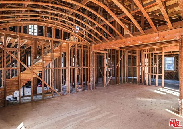 Photo 3 of Single family home for sale at 848 N Doheny Dr, West Hollywood, CA 90069 | MLS# 26104028 | Listing updated on 2026-10-30
