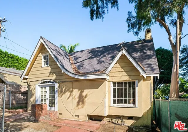 Photo 4 of Single family home for sale at 848 N Doheny Dr, West Hollywood, CA 90069 | MLS# 26104028 | Listing updated on 2026-10-30