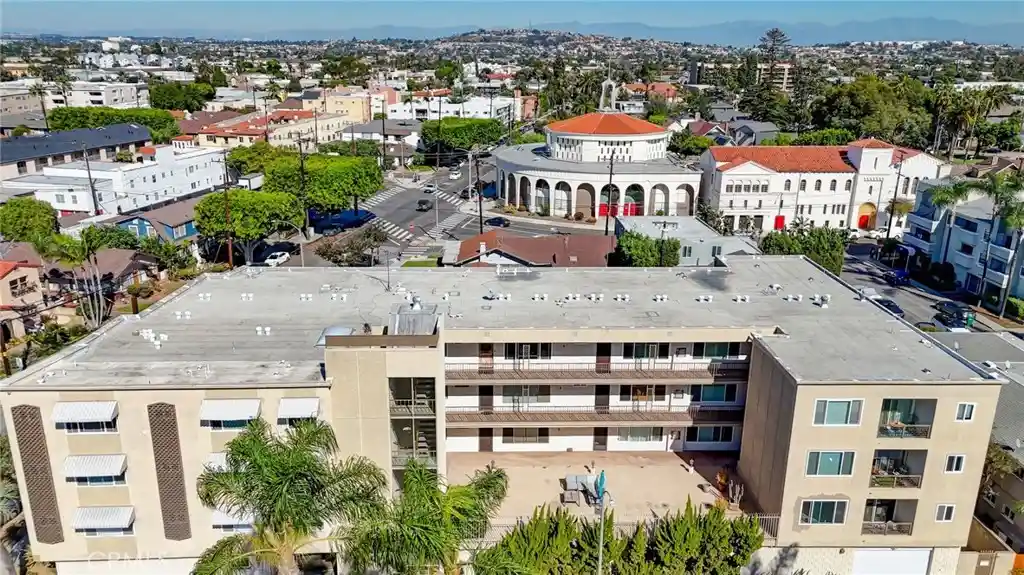 Photo 1 of Condo for sale at 232 Junipero #D3, Long Beach, CA 90803 | MLS# PW26223788 | Listing updated on 2026-10-25