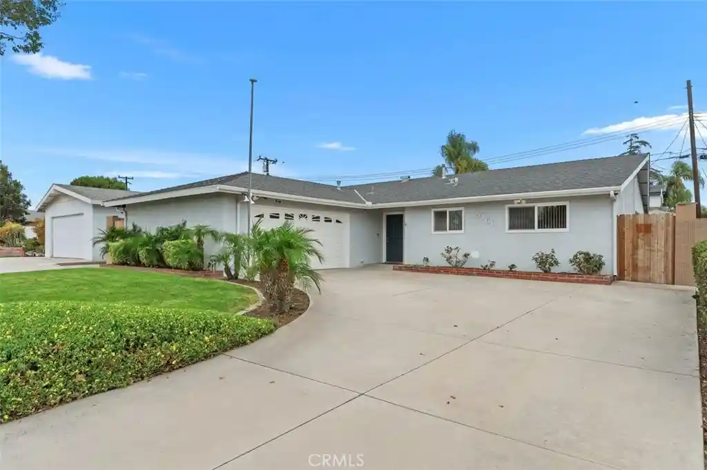 Photo 1 of Sale Pending at 8161 Valencia, Huntington Beach, CA 92647 | MLS# PW26228568 | Listing updated on 2026-10-29