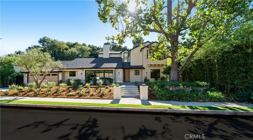Single family home for sale at 3847 Royal Woods Dr, Sherman Oaks, CA 91403 | MLS# SR26229173