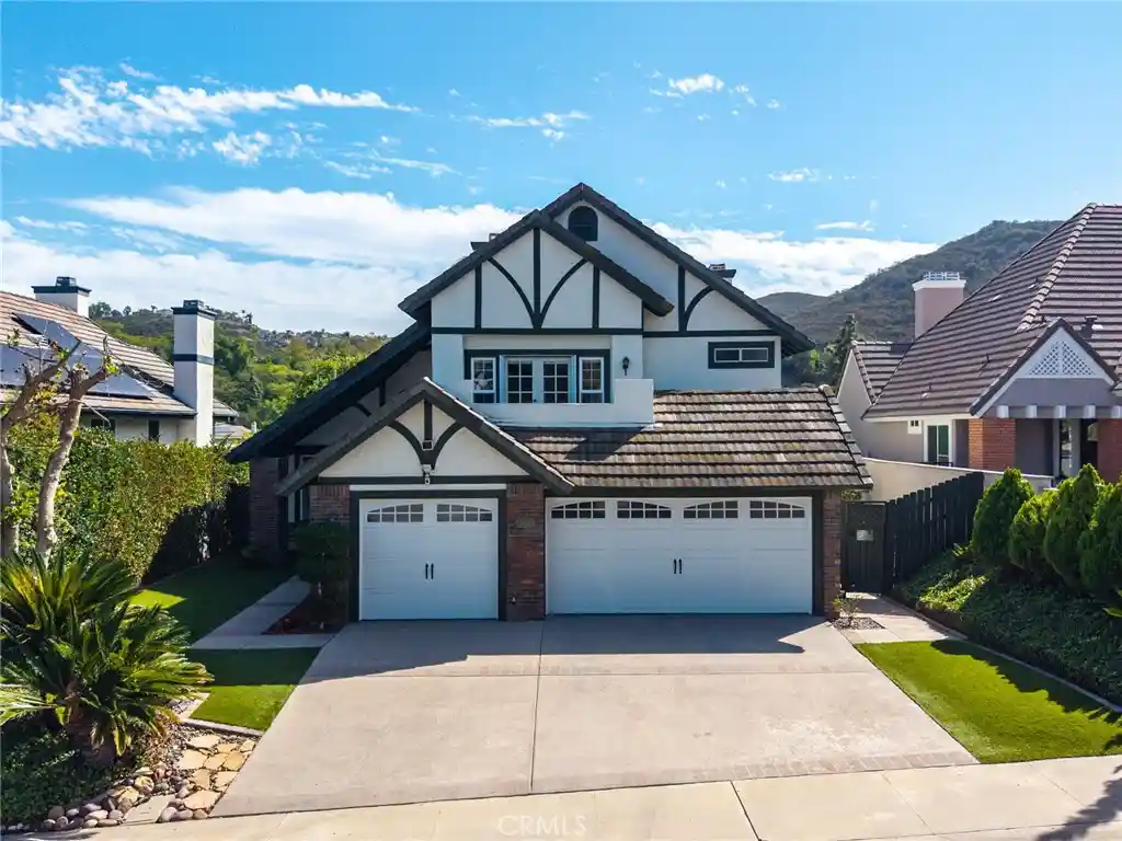 Single family home for sale at 13989 Royal Melbourne Sq, San Diego, CA 92128 | MLS# ND26228991