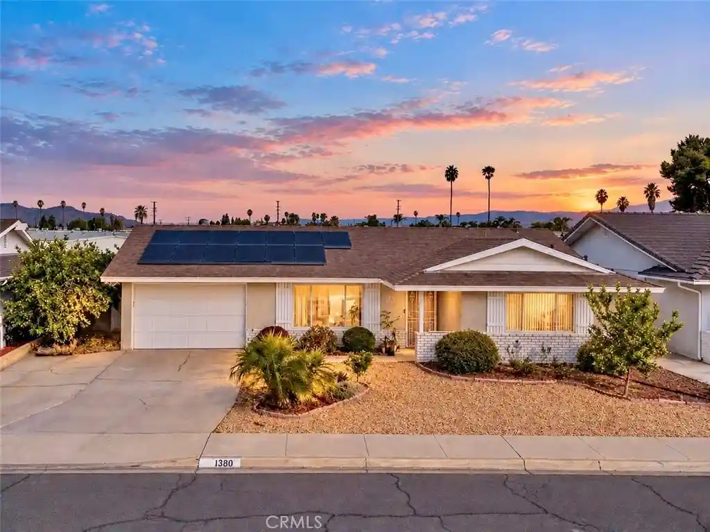 Photo 1 of Single family home for sale at 1380 Amberwood Dr, Hemet, CA 92543 | MLS# SW26227475 | Listing updated on 2026-10-24