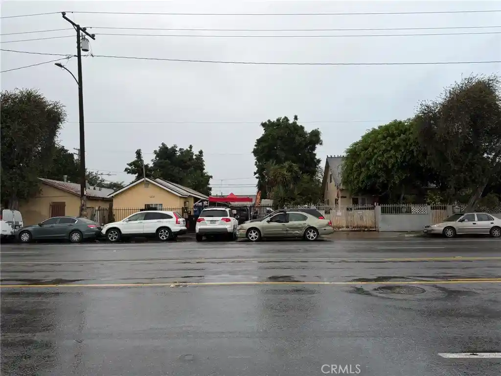 Multi family home for sale at 2531 E El Segundo, Compton, CA 90222 | MLS# DW26229332