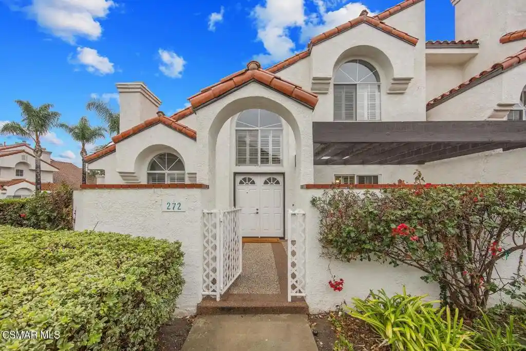 Condo for sale at 272 Camino Toluca, Camarillo, CA 93010 | MLS# 226005014