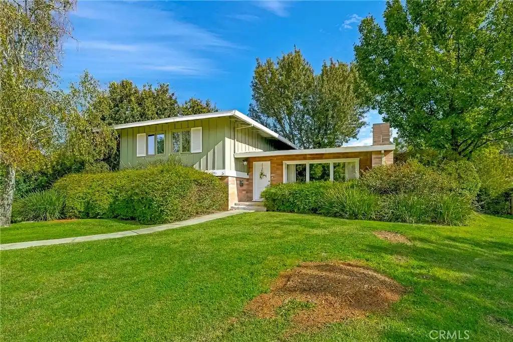 Photo 1 of Single family home for sale at 1081 Arizona Dr, Merced, CA 95340 | MLS# MC26228335 | Listing updated on 2026-10-25