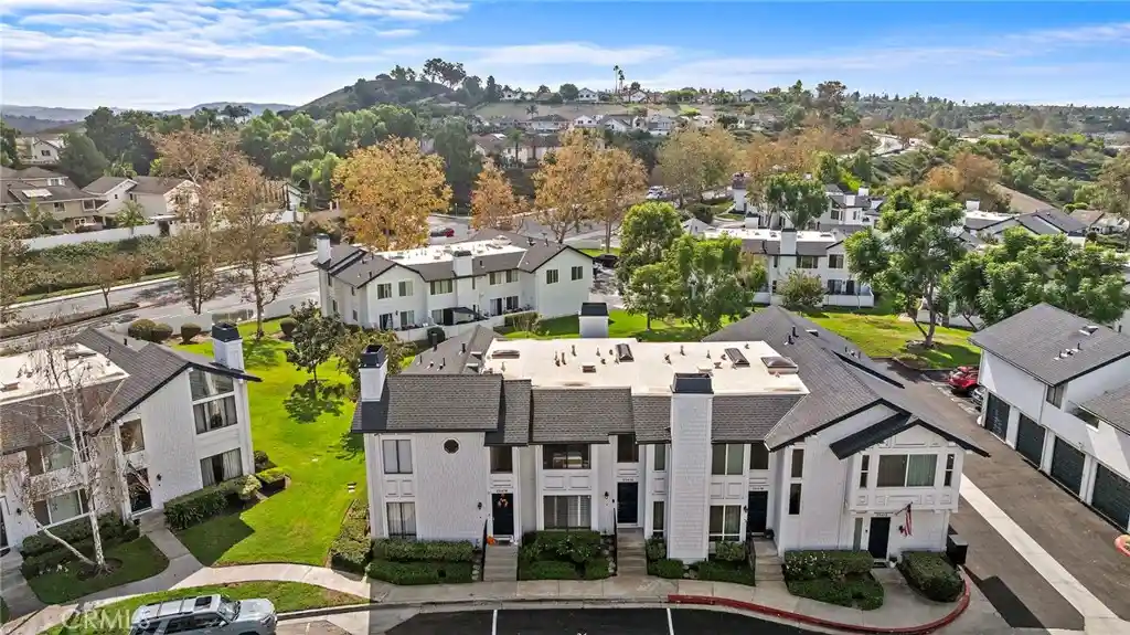 Condo for sale at 25616 Paseo La Cresta, Laguna Niguel, CA 92677 | MLS# OC26227436