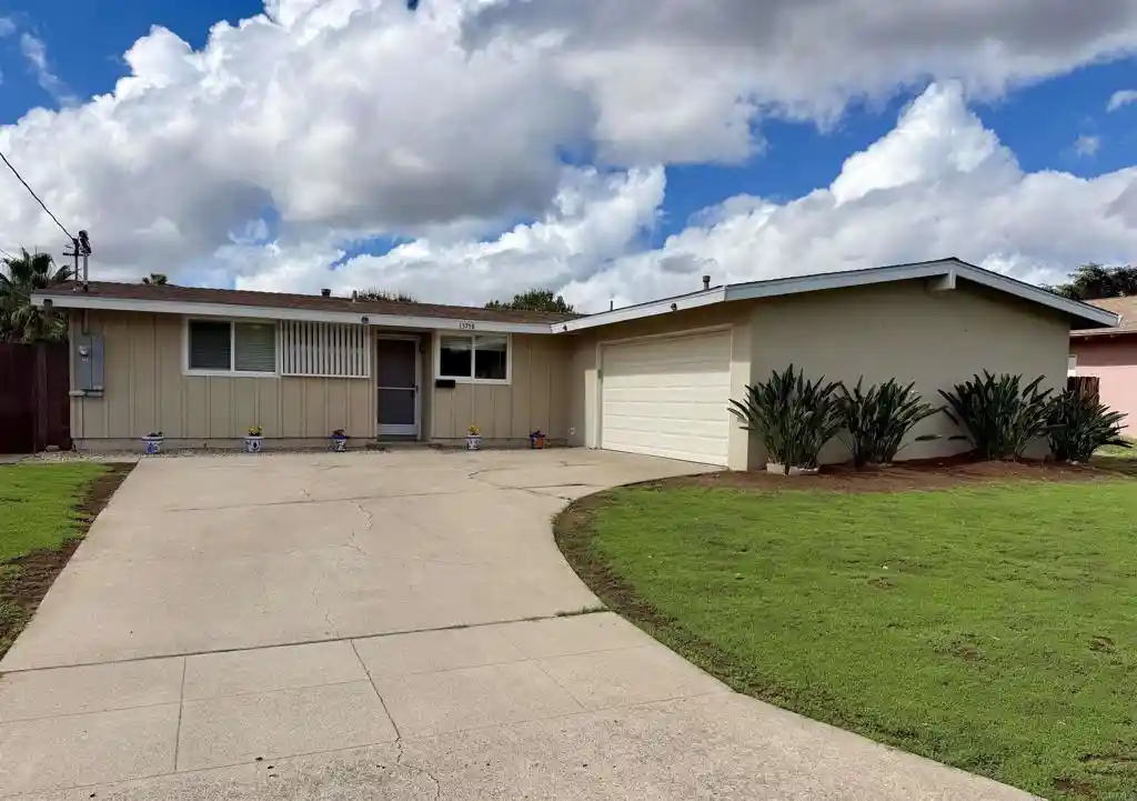 Single family home for sale at 13758 Frame Rd, Poway, CA 92064 | MLS# NDP2609769