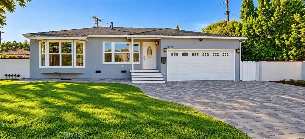 Single family home for sale at 5001 Petit, Encino, CA 91436 | MLS# SR26228549