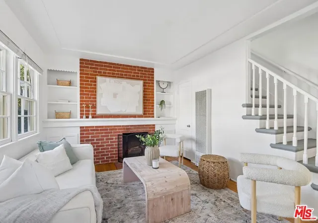 Photo 1 of Townhouse for sale at 607 Granada St, Glendale, CA 91205 | MLS# 26104149 | Listing updated on 2026-10-30