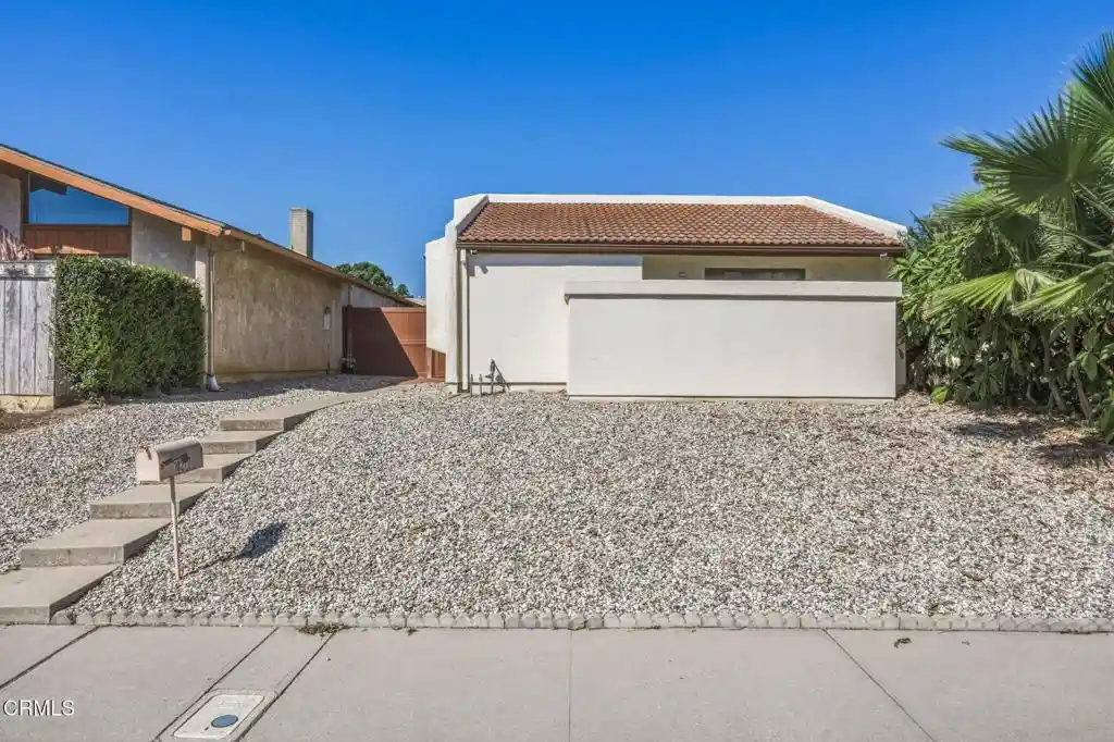 Single family home for sale at 10277 Alexandria St, Ventura, CA 93004 | MLS# V1-39413