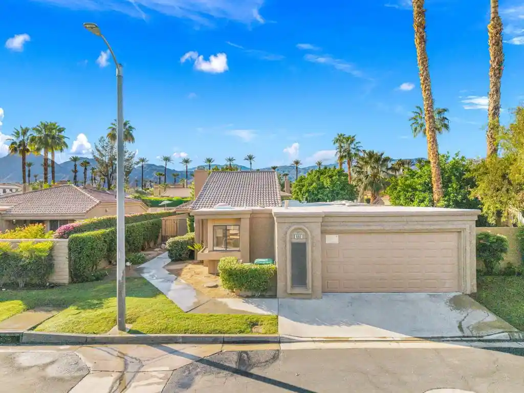 Condo for sale at 44602 Monaco Cir, Palm Desert, CA 92260 | MLS# 219154812PS