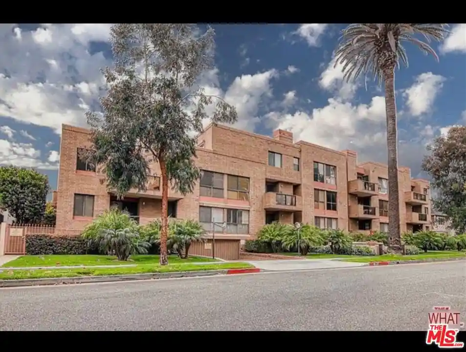 Photo 1 of Condo for sale at 235 S Tower Dr #306, Beverly Hills, CA 90211 | MLS# 26103721 | Listing updated on 2026-10-28