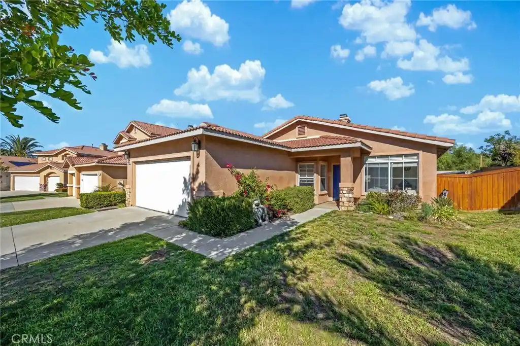 Photo 1 of Single family home for sale at 22686 Hannah Ct, Corona, CA 92883 | MLS# PW26229408 | Listing updated on 2026-10-27