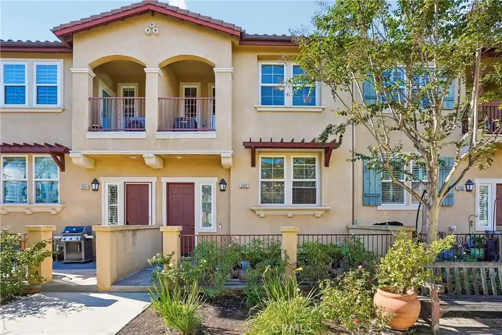 Townhouse for sale at 2692 Cabrillo Ave, Torrance, CA 90501 | MLS# SB26226673