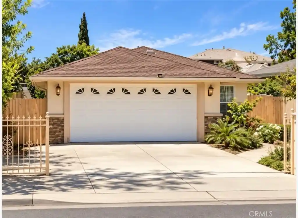 Photo 1 of Single family home for sale at 11761 S Rancho Santiago, Orange, CA 92869 | MLS# OC26227897 | Listing updated on 2026-10-30