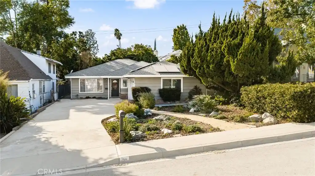 Single family home for sale at 139 N Lincoln Pl, Monrovia, CA 91016 | MLS# CV26225235