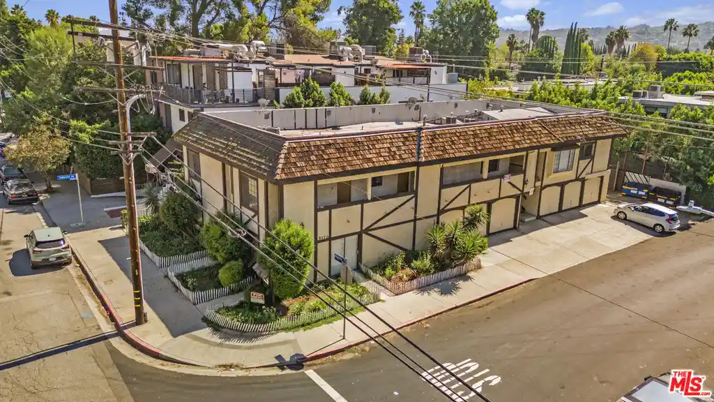 Multi family home for sale at 5170 Columbus Ave, Sherman Oaks, CA 91403 | MLS# 26103249