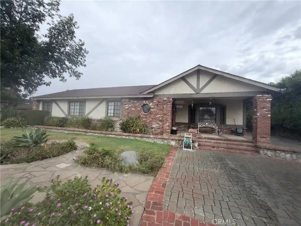 Single family home for sale at 19551 Lanark, Reseda, CA 91335 | MLS# SR26229001