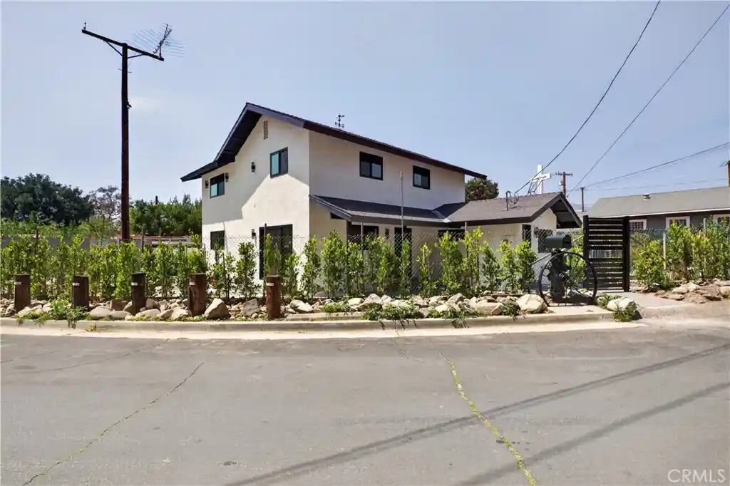 Single family home for sale at 7515 Mcgroarty, Tujunga, CA 91042 | MLS# SR26229650