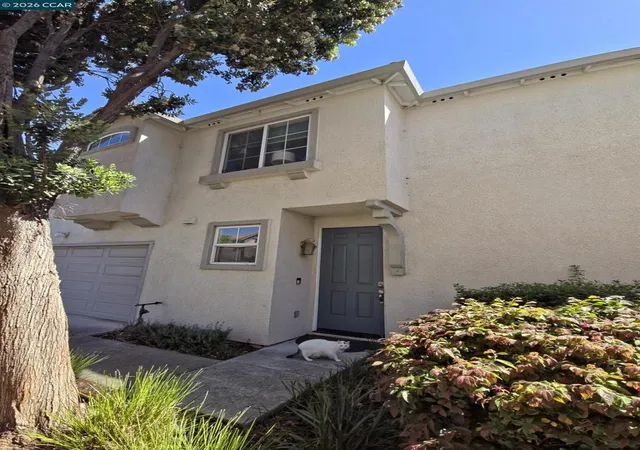 Photo 2 of Single family home for sale at 1036 Suncrest Ct, San Pablo, CA 94806 | MLS# 41152101 | Listing updated on 2026-10-30