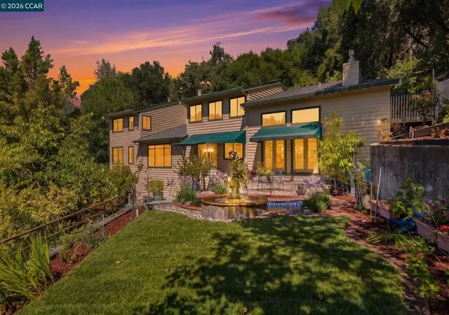 Single family home for sale at 39 Mira Loma Rd, Orinda, CA 94563 | MLS# 41152106