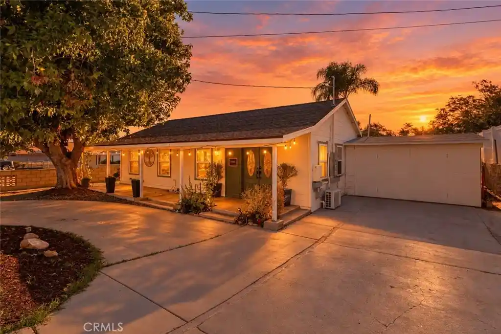 Single family home for sale at 32726 Wesley St, Wildomar, CA 92595 | MLS# SW26228772