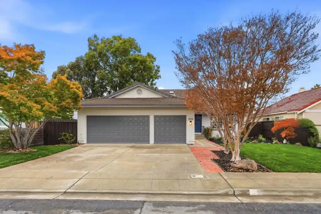 Photo 1 of Sale Pending at 515 Skiff Cir, Redwood City, CA 94065 | MLS# ML82065547 | Listing updated on 2026-10-30
