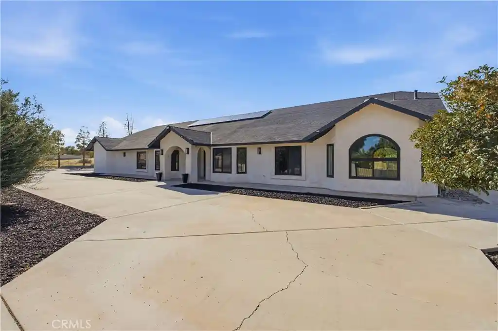 Photo 1 of Single family home for sale at 15020 Choco, Apple Valley, CA 92307 | MLS# CV26228519 | Listing updated on 2026-10-27