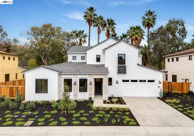 Single family home for sale at 205 Mattos Ct, Danville, CA 94506 | MLS# 41152150