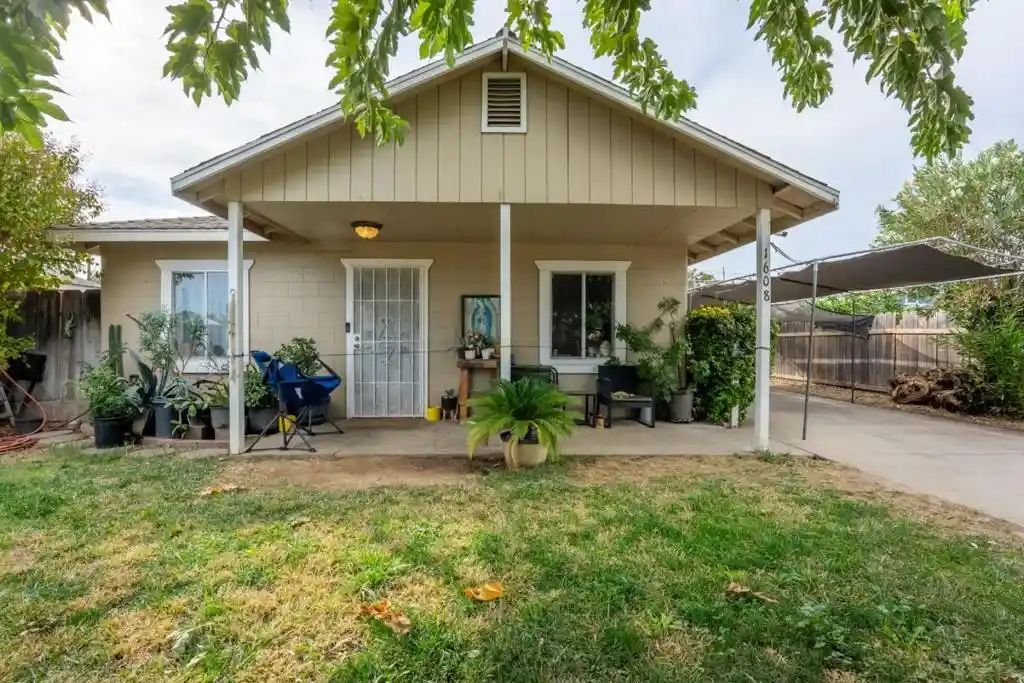 Photo 1 of Sale Pending at 1608 Woodworth Ave, Modesto, CA 95351 | MLS# ML82065597 | Listing updated on 2026-10-30