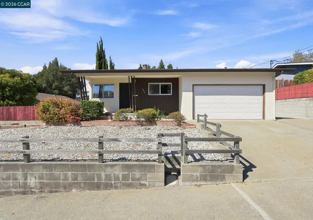 Single family home for sale at 2552 Henry Ave, Pinole, CA 94564 | MLS# 41152156