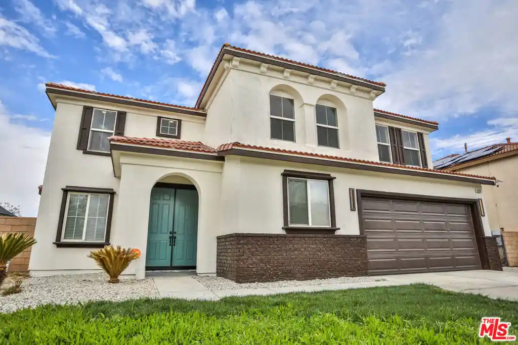Photo 1 of Single family home for sale at 6247 Whitney Way, Palmdale, CA 93552 | MLS# 26104251 | Listing updated on 2026-10-23