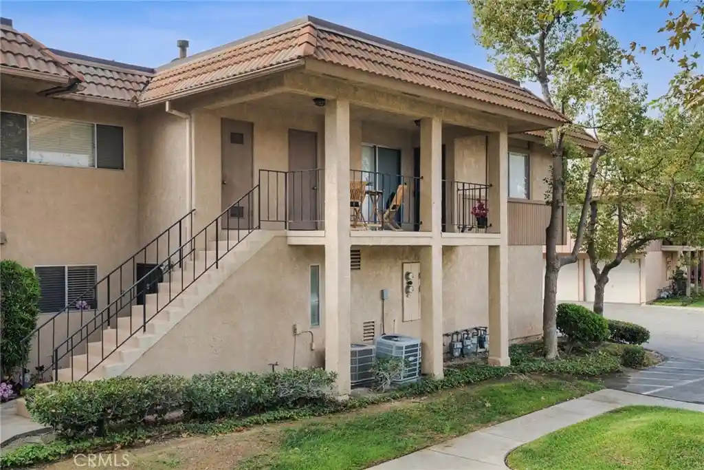 Listing Photo 1 - Condo for sale in 1064 Las Lomas Dr located at 1064 Las Lomas Dr, La Habra, CA 90631 - Unit 1064 Las Lomas Dr