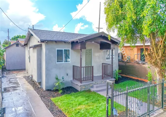 Photo 2 of Single family home for sale at 204 East 51st, Los Angeles, CA 90011 | MLS# DW26229709 | Listing updated on 2026-10-31