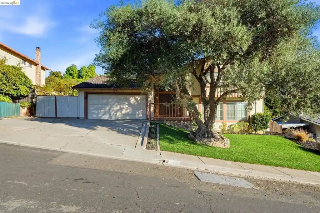 Single family home for sale at 122 Stratford St, Vallejo, CA 94591 | MLS# 41152177