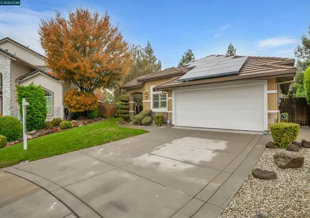 Photo 2 of Single family home for sale at 93 Pebble Ct, Brentwood, CA 94513 | MLS# 41152182 | Listing updated on 2026-10-30