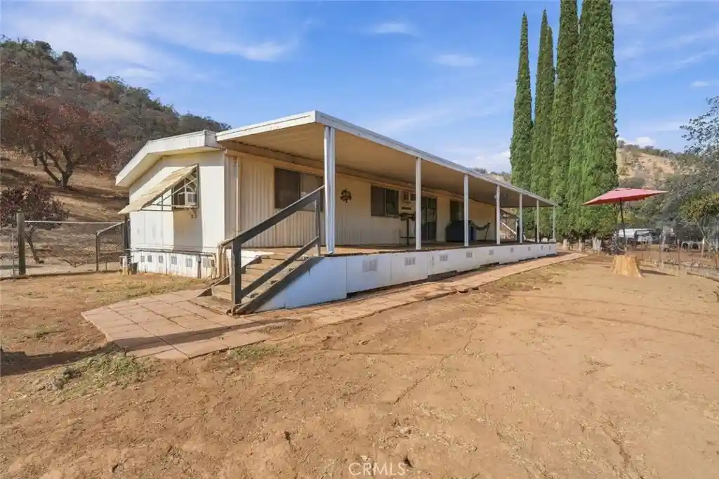 Single family home for sale at 46918 Creekside, Squaw Valley, CA 93675 | MLS# FR26230081