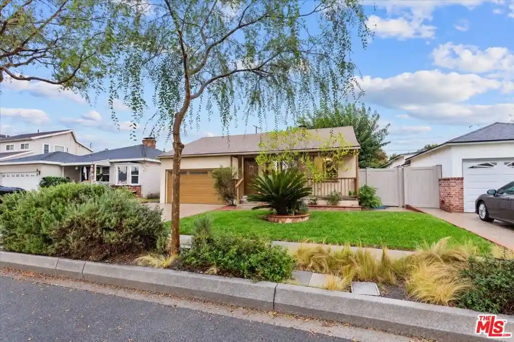 Single family home for sale at 11261 Culver Park Dr, Culver City, CA 90230 | MLS# 26104309