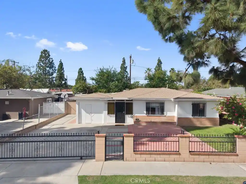 Single family home for sale at 1018 S Virlee St, Santa Ana, CA 92704 | MLS# PW26229844