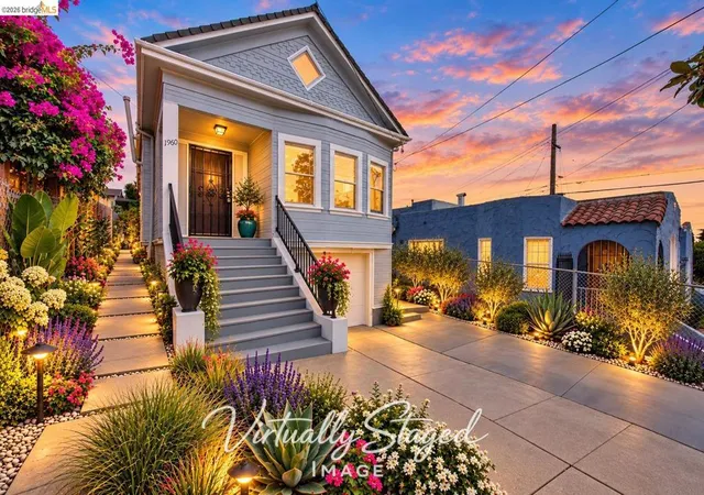 Photo 3 of Single family home for sale at 1960 38th Avenue, Oakland, CA 94601 | MLS# 41152203 | Listing updated on 2026-10-30