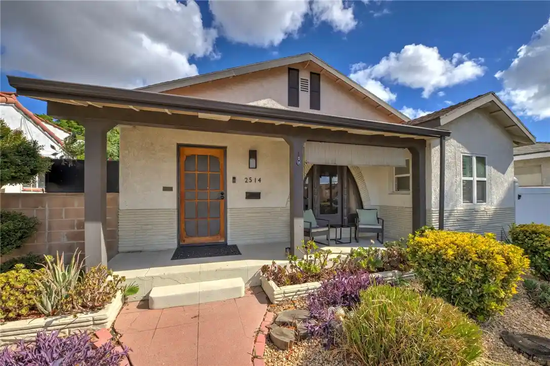 Photo 1 of Single family home for sale at 2514 Fashion Ave, Long Beach, CA 90810 | MLS# DW26229548 | Listing updated on 2026-10-25