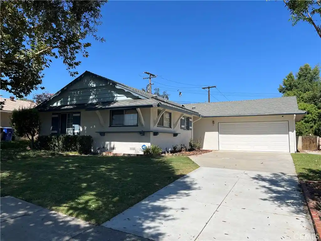 Photo 1 of Single family home for sale at 4547 Toyon Rd, Riverside, CA 92504 | MLS# IV26229582 | Listing updated on 2026-10-30
