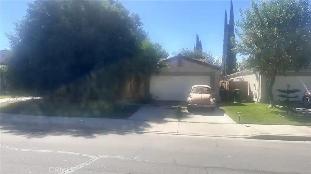 Single family home for sale at 1851 College Green, Los Banos, CA 93635 | MLS# MC26230244