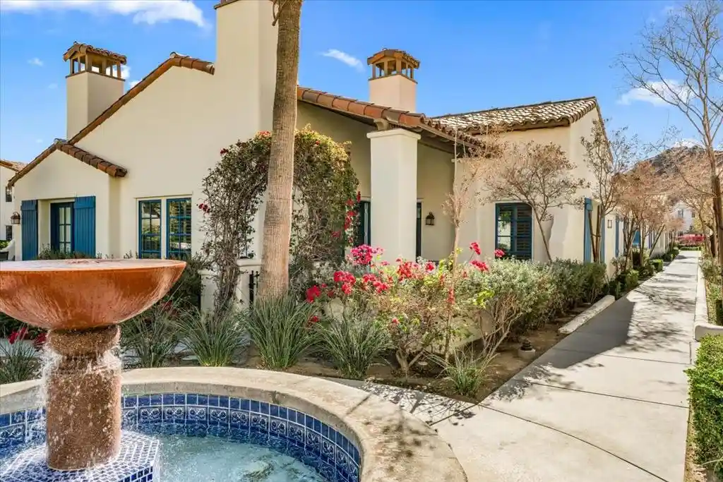 Condo for sale at 48709 Legacy Dr, La Quinta, CA 92253 | MLS# 219154885DA
