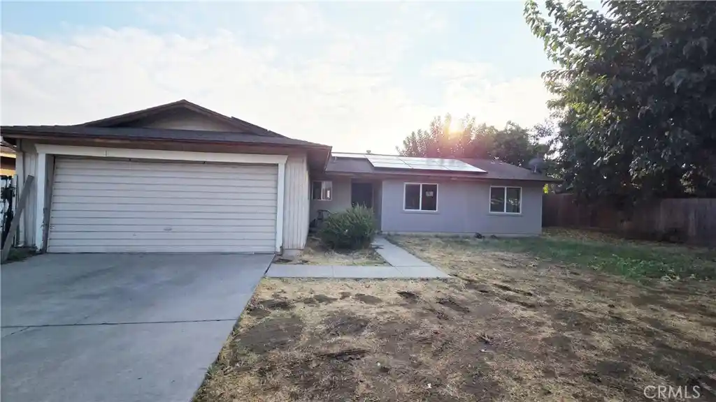 Single family home for sale at 680 S 3rd Place, Porterville, CA 93257 | MLS# MC26230257