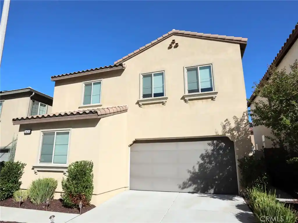 Listing Photo 1 - Condo for sale in 24010 Raptor located at 24010 Raptor, Lake Elsinore, CA 92532 - Unit 24010 Raptor