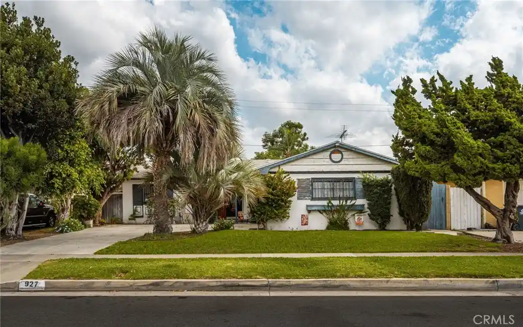 Single family home for sale at 927 S Laurel, Santa Ana, CA 92704 | MLS# PW26230162